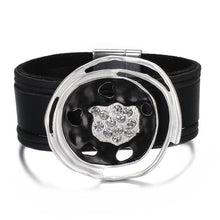 Load image into Gallery viewer, Star Leaf Flower Round Elegant Charm Leather Bracelets