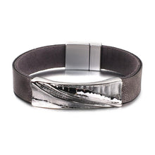 Load image into Gallery viewer, Star Leaf Flower Round Elegant Charm Leather Bracelets