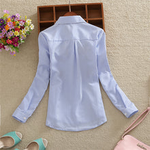 Load image into Gallery viewer, Embroidery Women Shirt Kimono Beach Roses