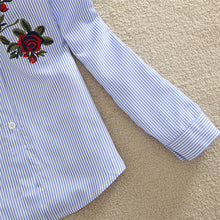 Load image into Gallery viewer, Embroidery Women Shirt Kimono Beach Roses