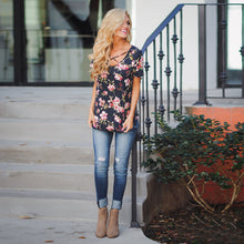 Load image into Gallery viewer, Short Sleeve V-Neck Printed Floral Top