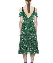 Load image into Gallery viewer, Boho Cold Shoulder Green Floral Printed Backless Dress